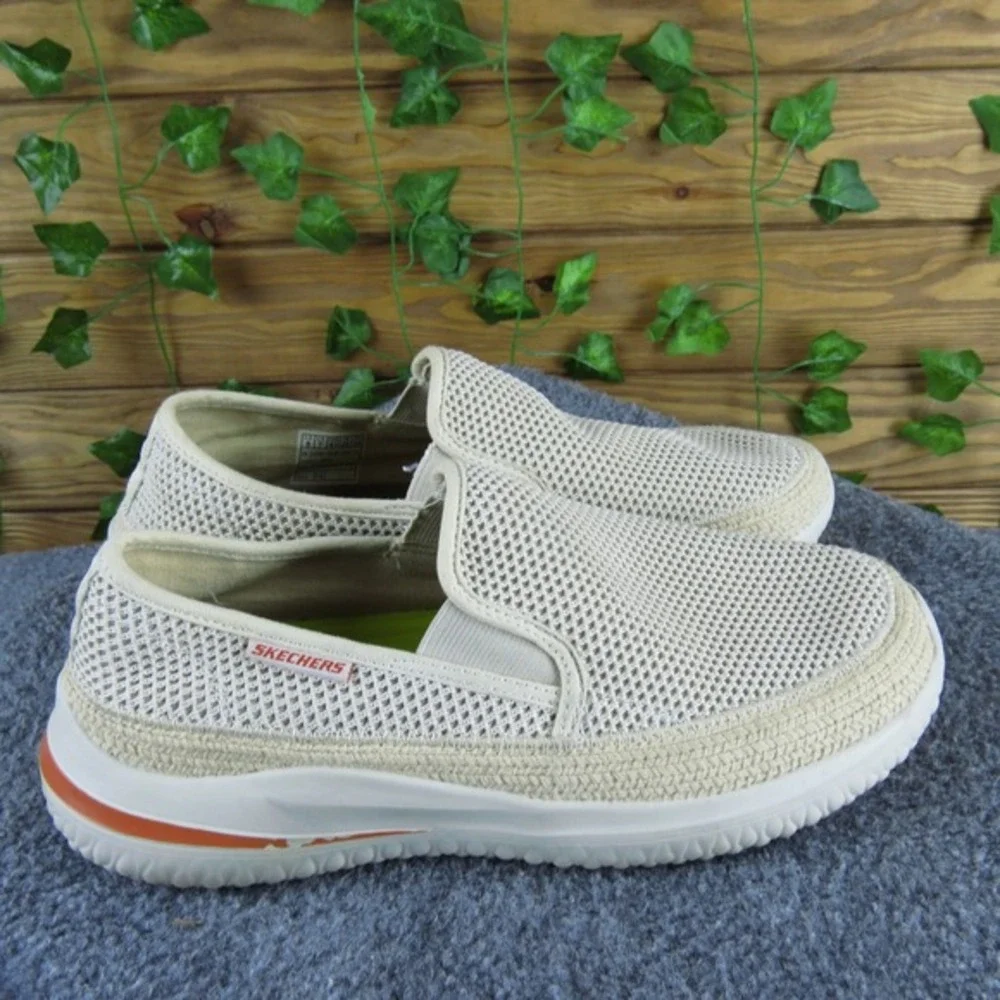 Skechers Delson 3.0 Slip-On Sneaker Men's Size 8 Taupe Fabric Memory Foam Casual